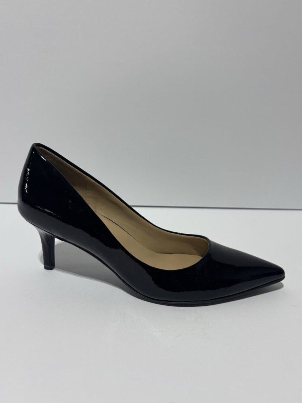 Naturalizer Women’s Everly Black Patent Pumps, Size 7.5 M